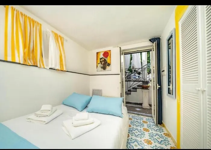 Casa Sofia 3*